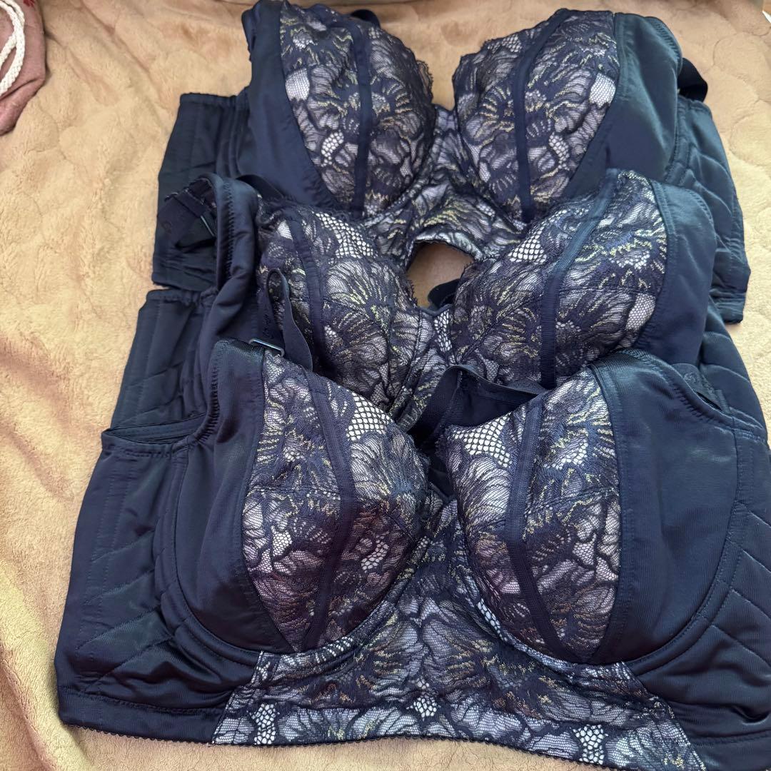 【クリーニング済み】マルコ　コールシャンジェ・ボワール　セット　補正下着