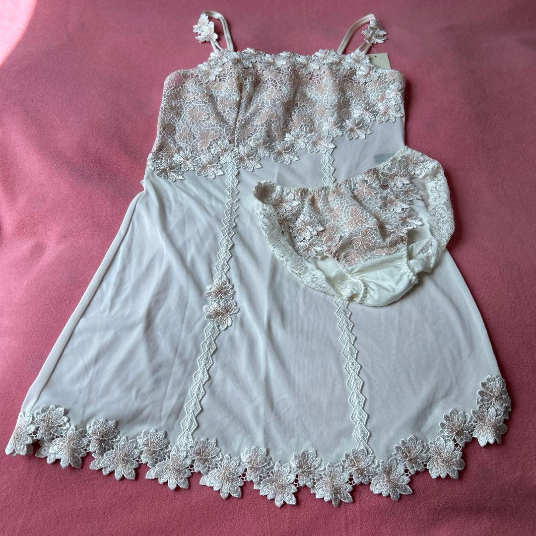 ワコールサルート　スリップショーツセット