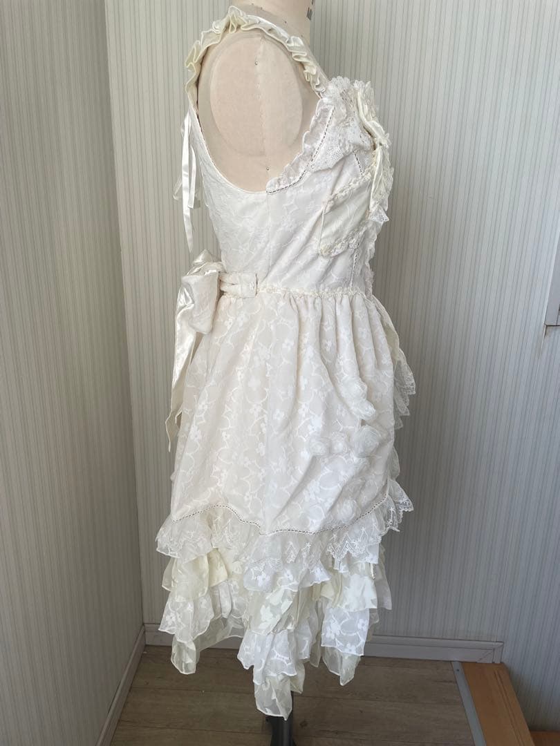 BABY 未使用 レースフリルジャンパースカート カチューシャ