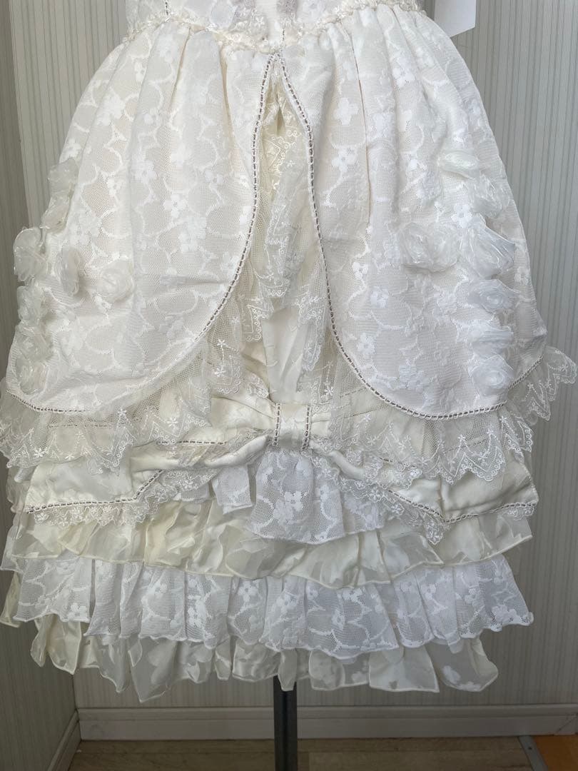 BABY 未使用 レースフリルジャンパースカート カチューシャ