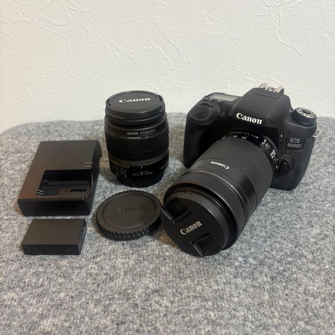 デジタル一眼レフ　Canon EOS 8000D