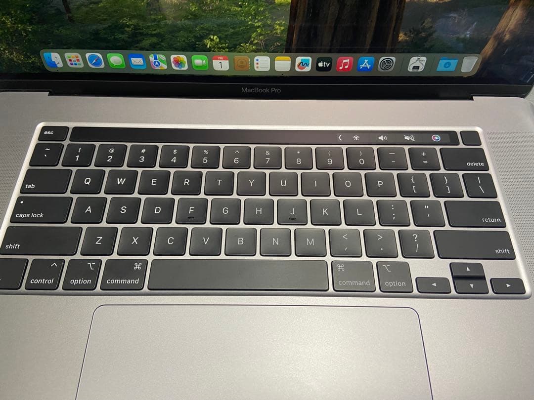 MacBook Pro 16インチ 1TB/32GB/2.4GHz 2019年