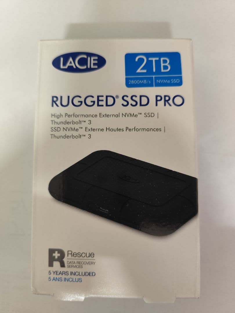 【新品未開封】 LaCie ポータブルSSD 2TB　STHZ2000800