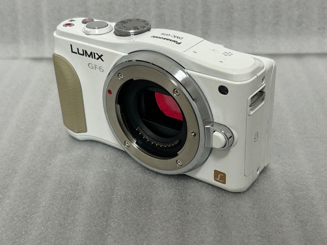 LUMIX DMC-GF6 ホワイト本体 251