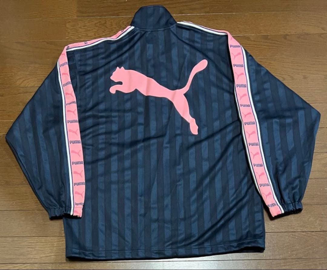 美品　PUMA プージャ　セットアップ上下　刺繍ロゴ　ネイビー　ピンク　SS