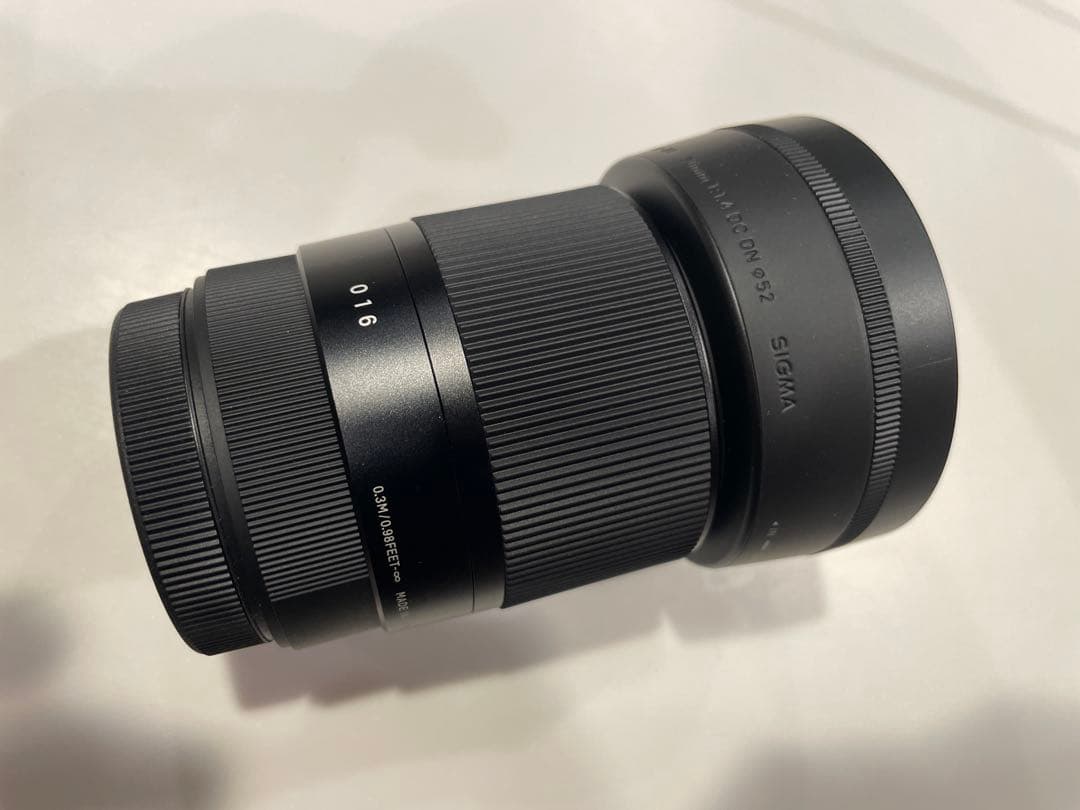 美品　SIGMA 30mm F1.4 DC DN Xマウント　保護フィルターあり