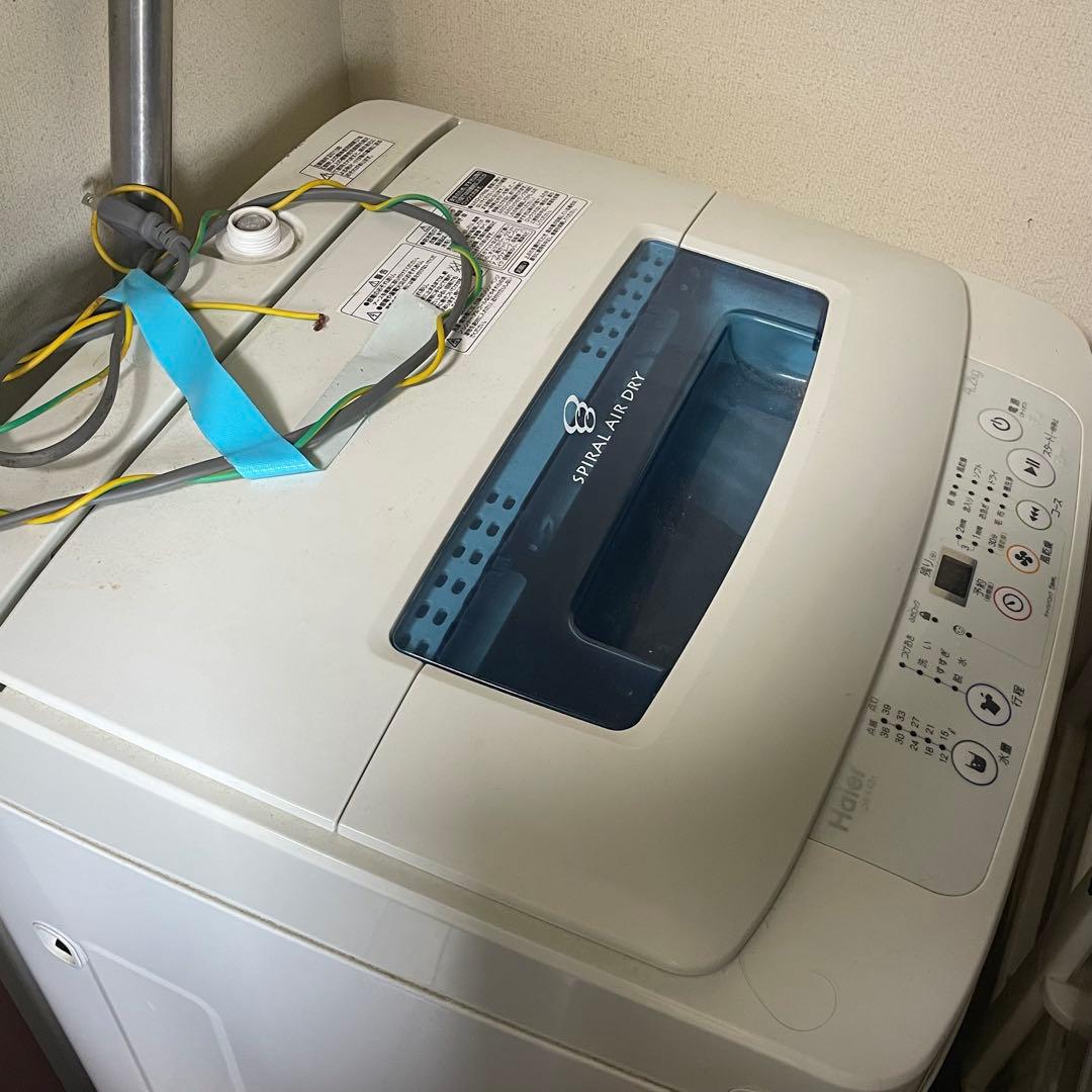 【伊丹引き取りで4000円】ハイアール4.2Kg 全自動洗濯機　JW-K42H