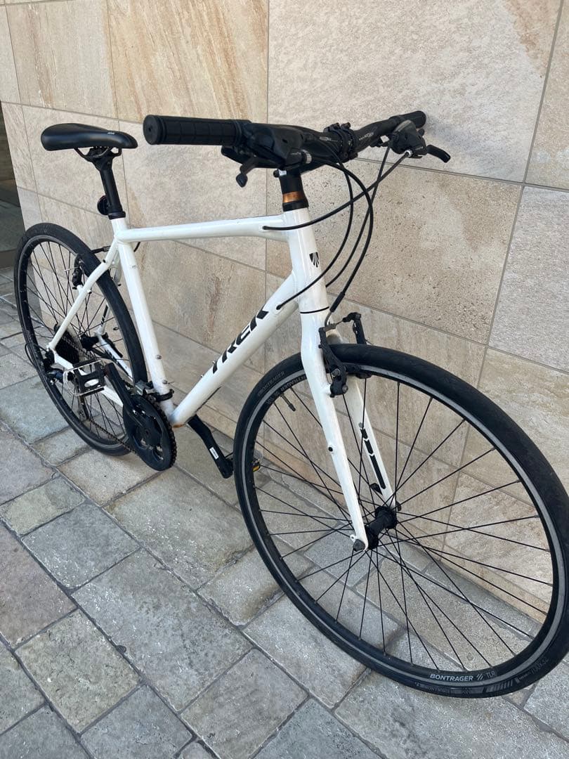 【東京近郊受渡し希望】クロスバイク TREK FX3 状態良好 即乗り可能