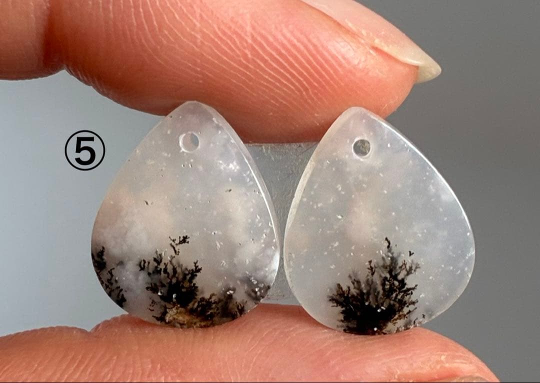 maumaumau 　14kgf レッドモスアゲートピアス