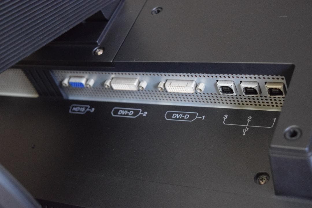 ★希少品★SONY 24インチ TFT LCDディスプレイ VGP-D24WD1