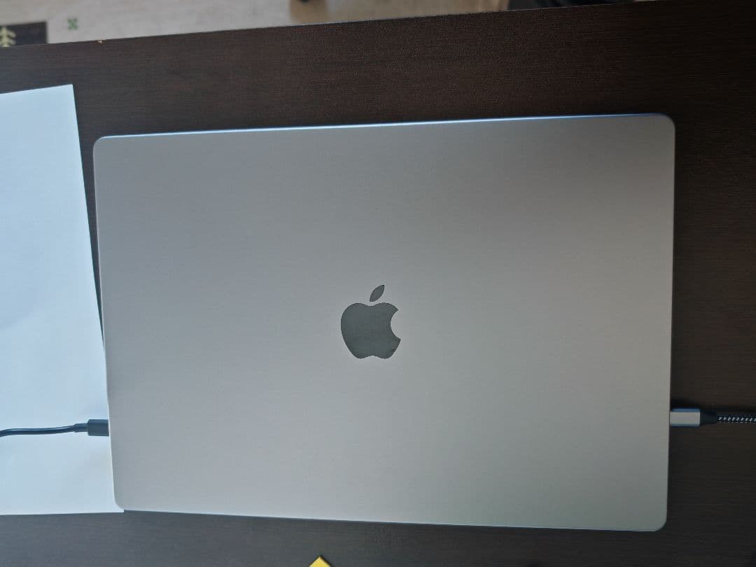 MacBook Pro 16インチ　M1 Pro／16GB／1TB　画面故障あり