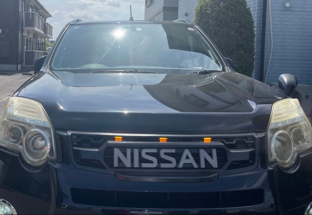日産エクストレイルT31フロントグリル LED付き（改造パーツ）