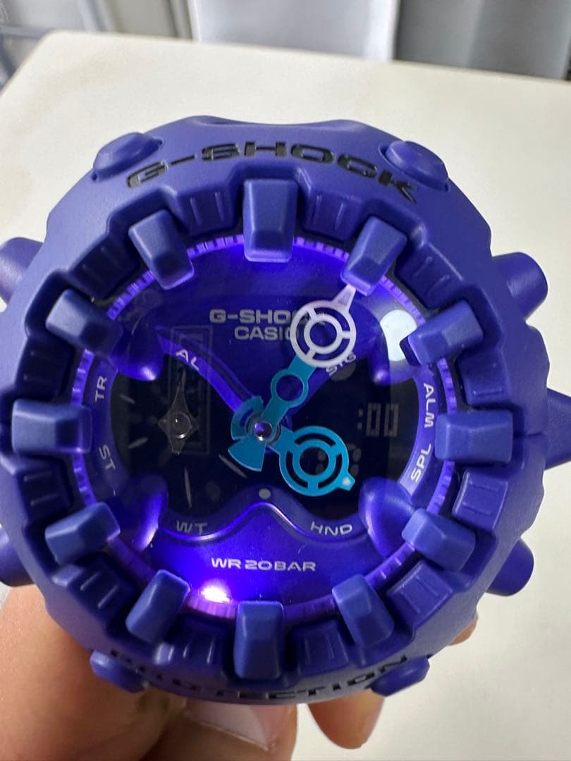 新品に近い G-SHOCK GA-V01-2AJF ムラサキ CASIO