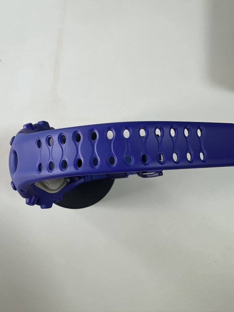 新品に近い G-SHOCK GA-V01-2AJF ムラサキ CASIO