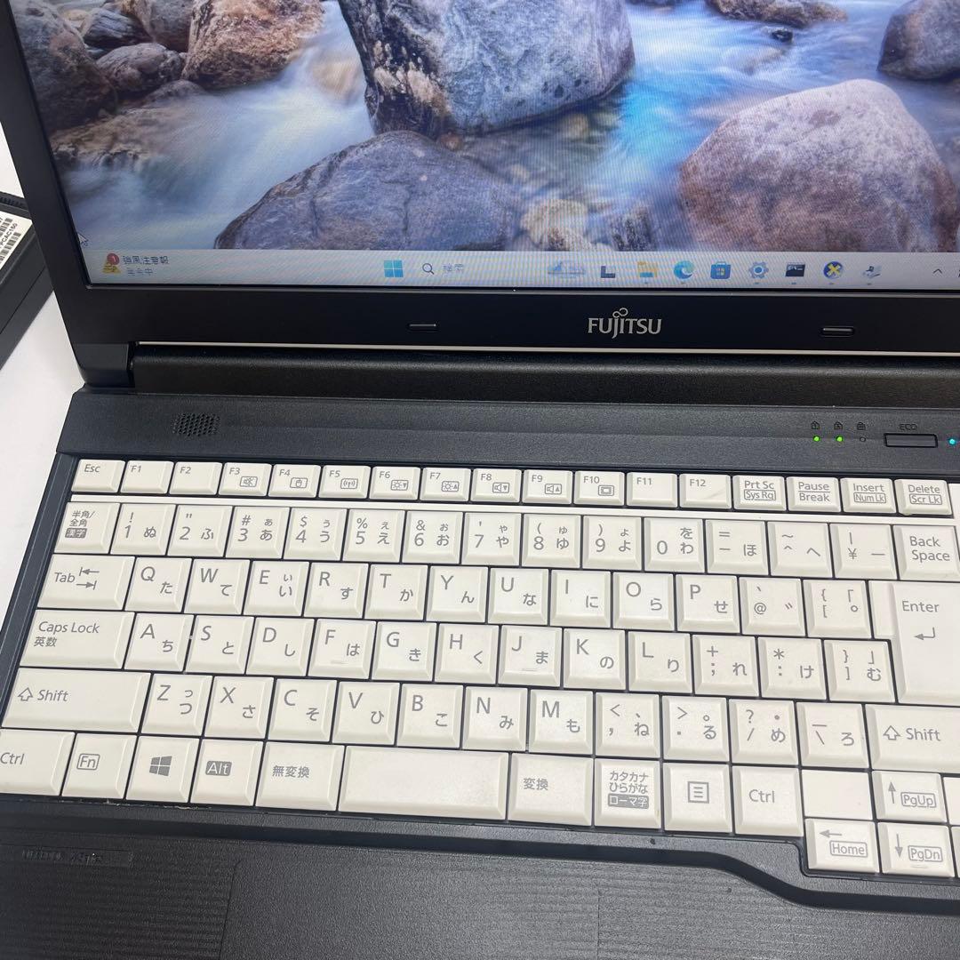 #765 富士通 Lifebook A748/TX i5-8250U 8GB