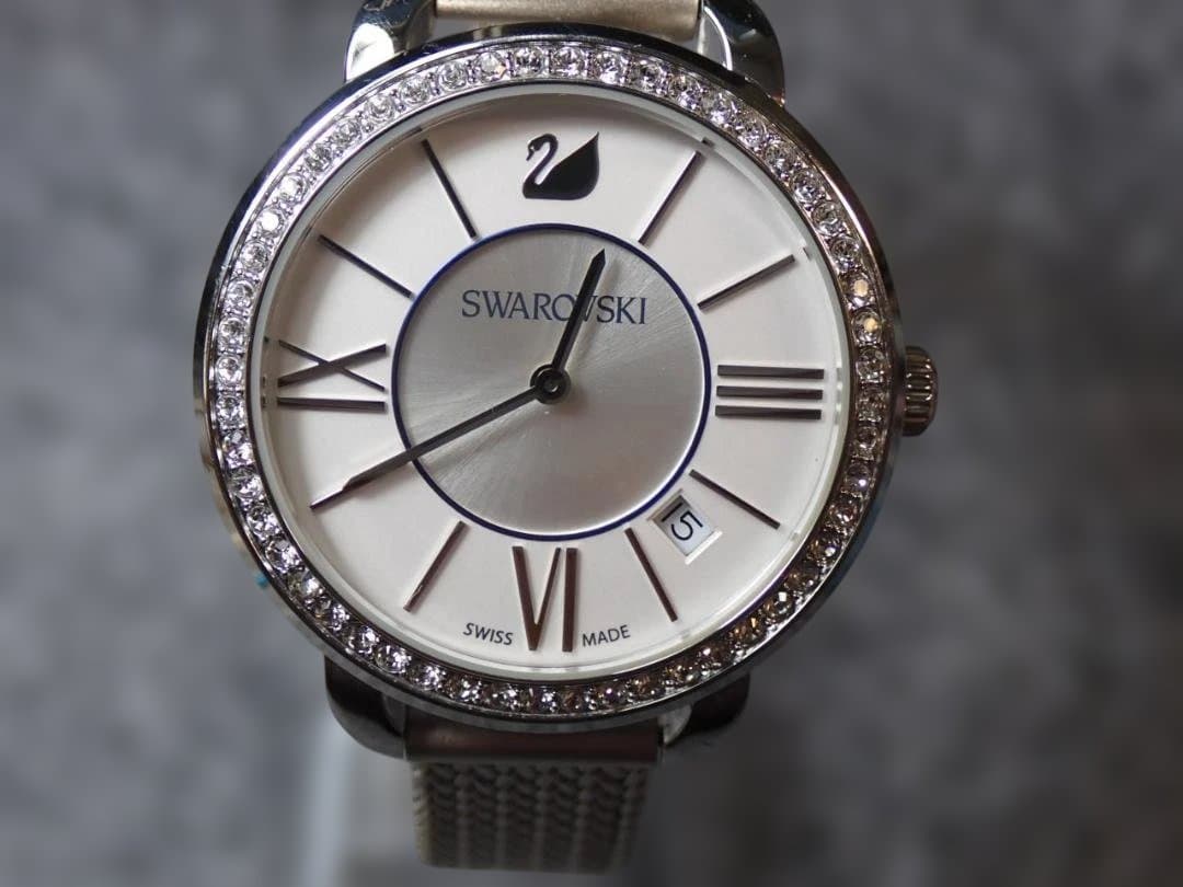 ●SWAROVSKI●メタルマグネットメッシュベルト●2針+DATE●美品稼働