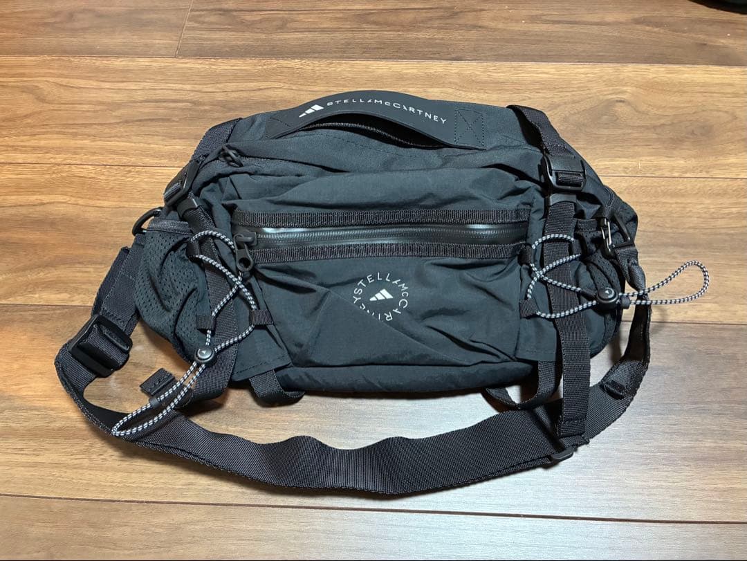 アディダス バイ ステラマッカートニー　ユニセックス　ウエストポーチ　ブラック