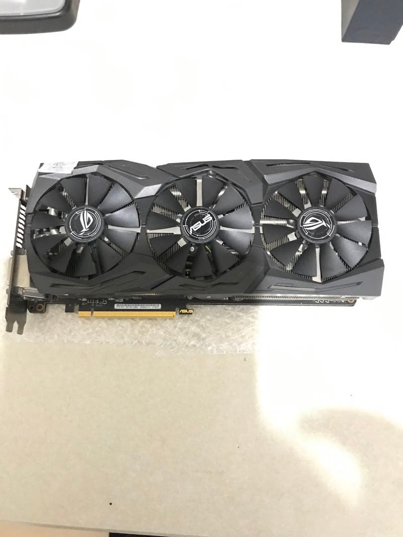 Naka ASUS ROG STRIX GTX1070 2台