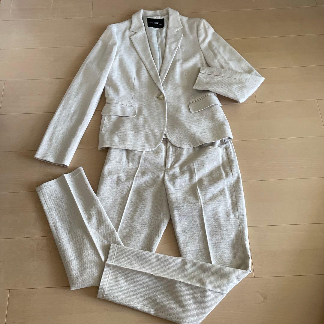 ユナイテッドアローズ　スーツ　パンツスーツ　入学式　入園式