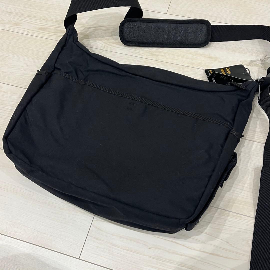 タグ付き OLD GAP Cargo Messenger バッグ 黒