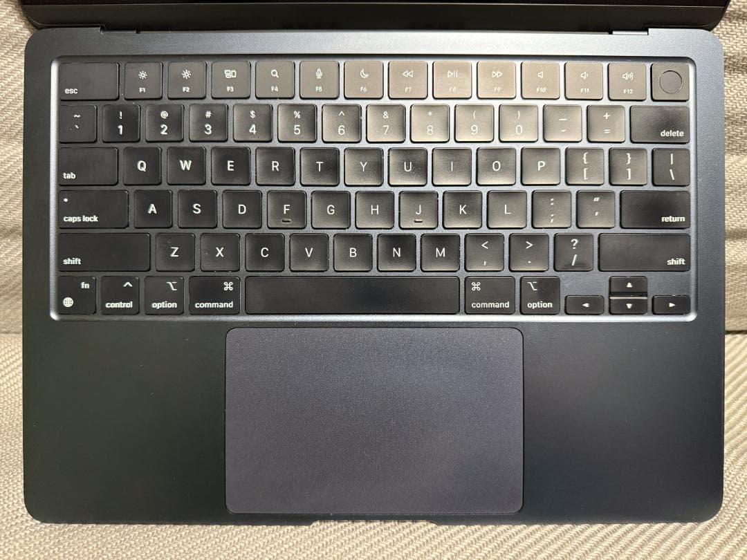 MacBookAir 2022 13インチ M2 24GB 512GB