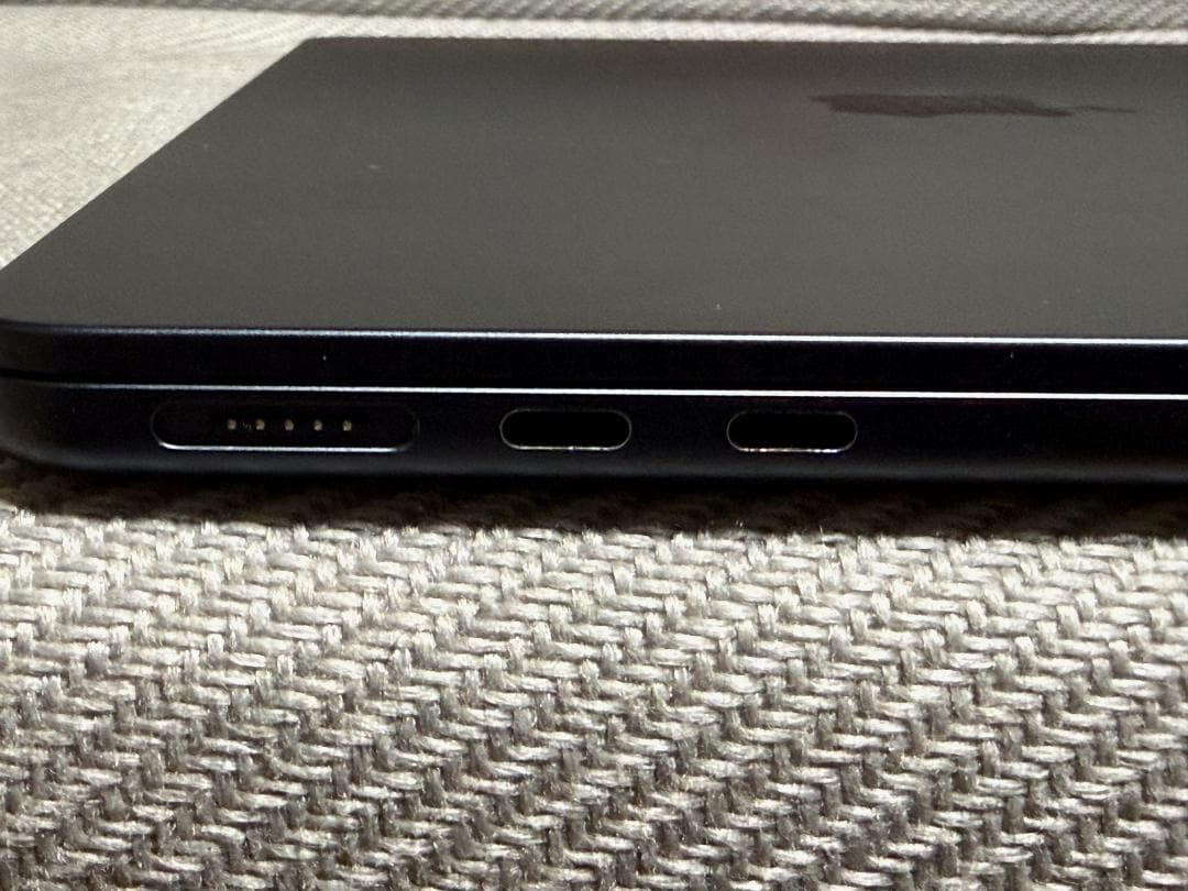 MacBookAir 2022 13インチ M2 24GB 512GB