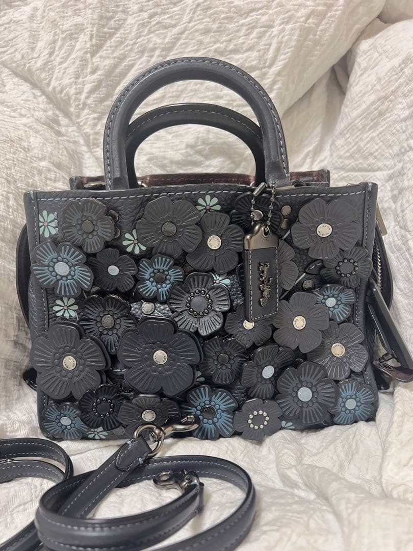 コーチ ティーローズ 2wayバッグ ローグ 有名人着用 完売品