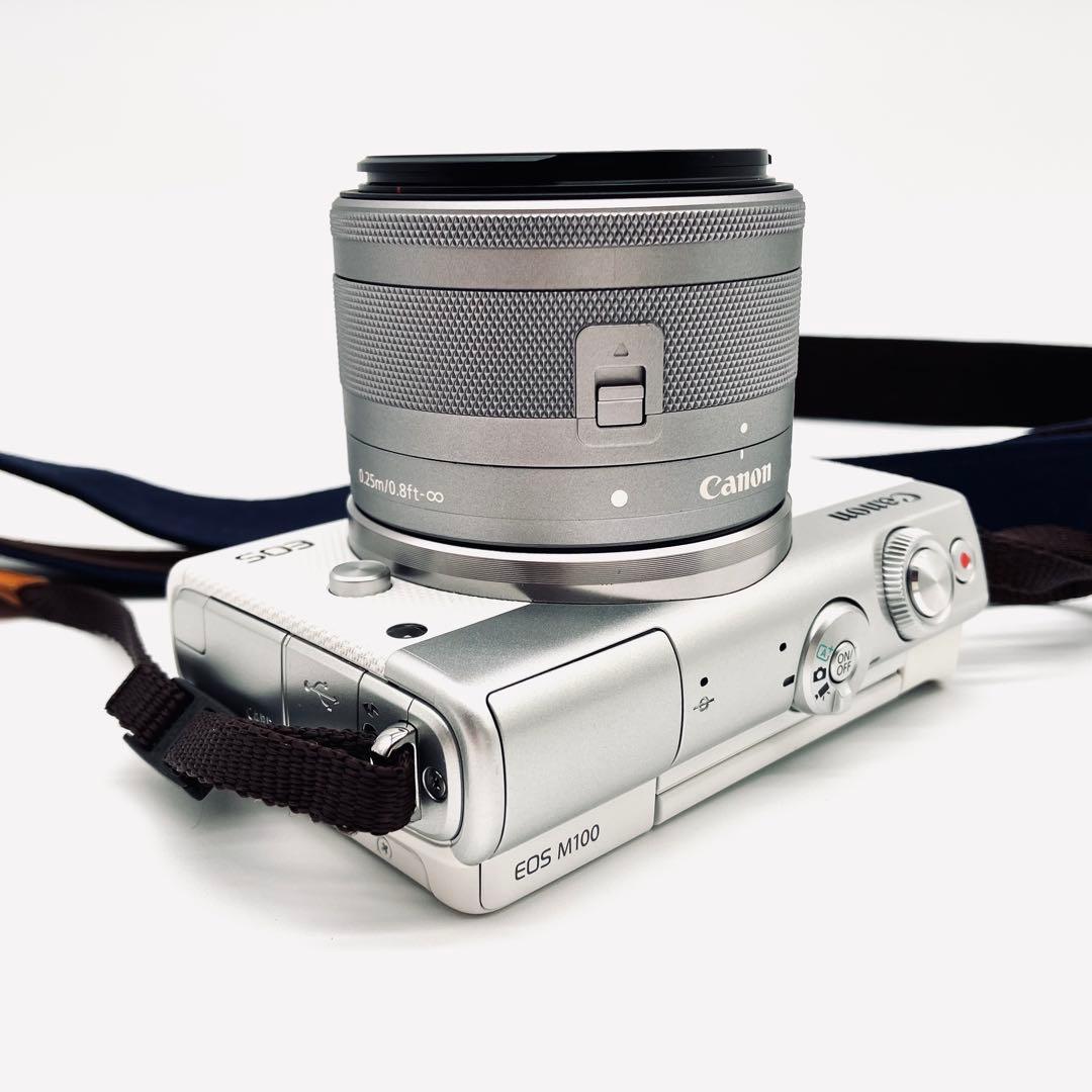 美品♪ Canon EOS M100 ホワイト　15-45mmレンズキット