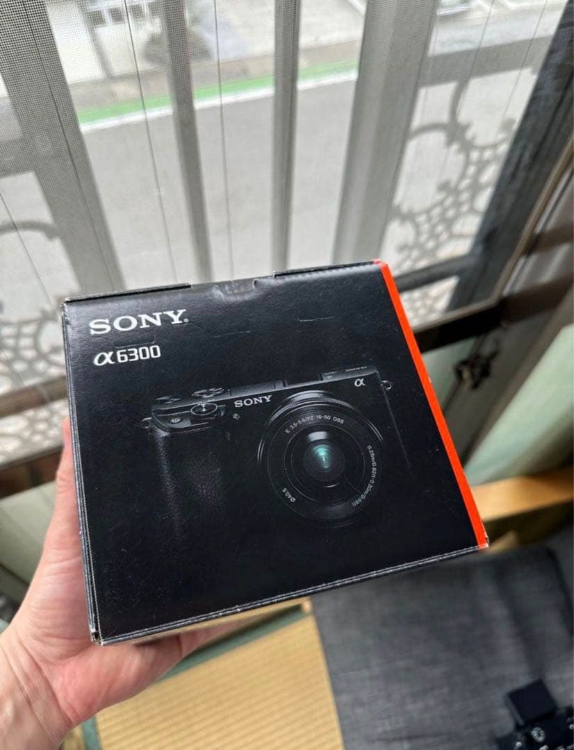 ソニー α SONY ILCE−6300 パワーズームレンズキット本体と付属品