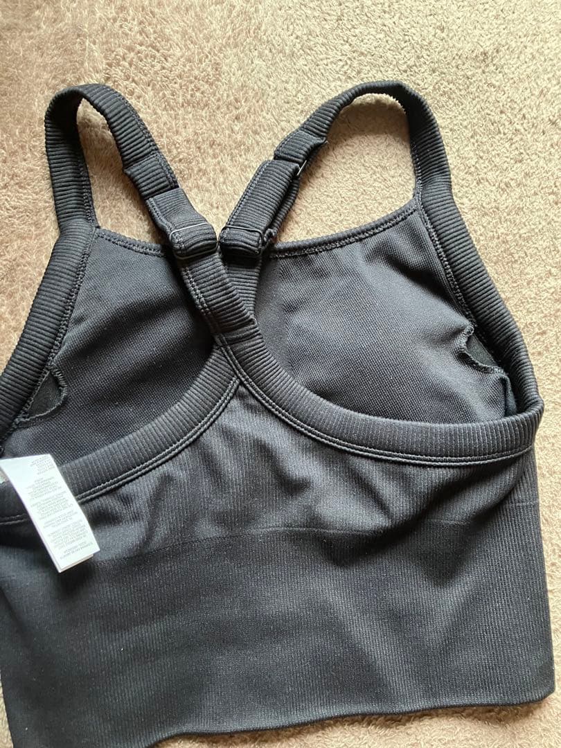 alo ブラトップ　xs