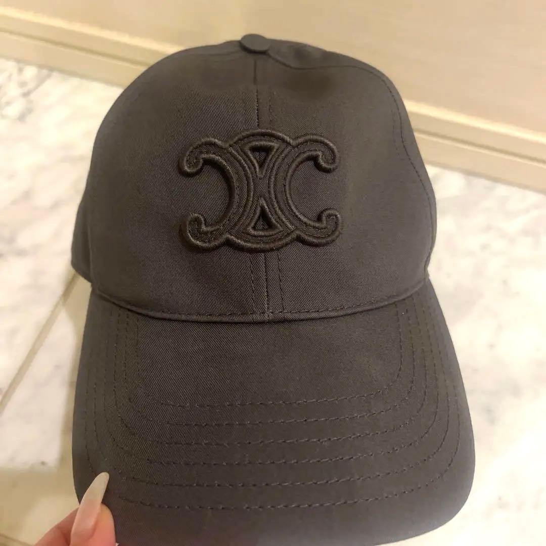 CELINEダークグレー ロゴ刺繍 ベースボールキャップS