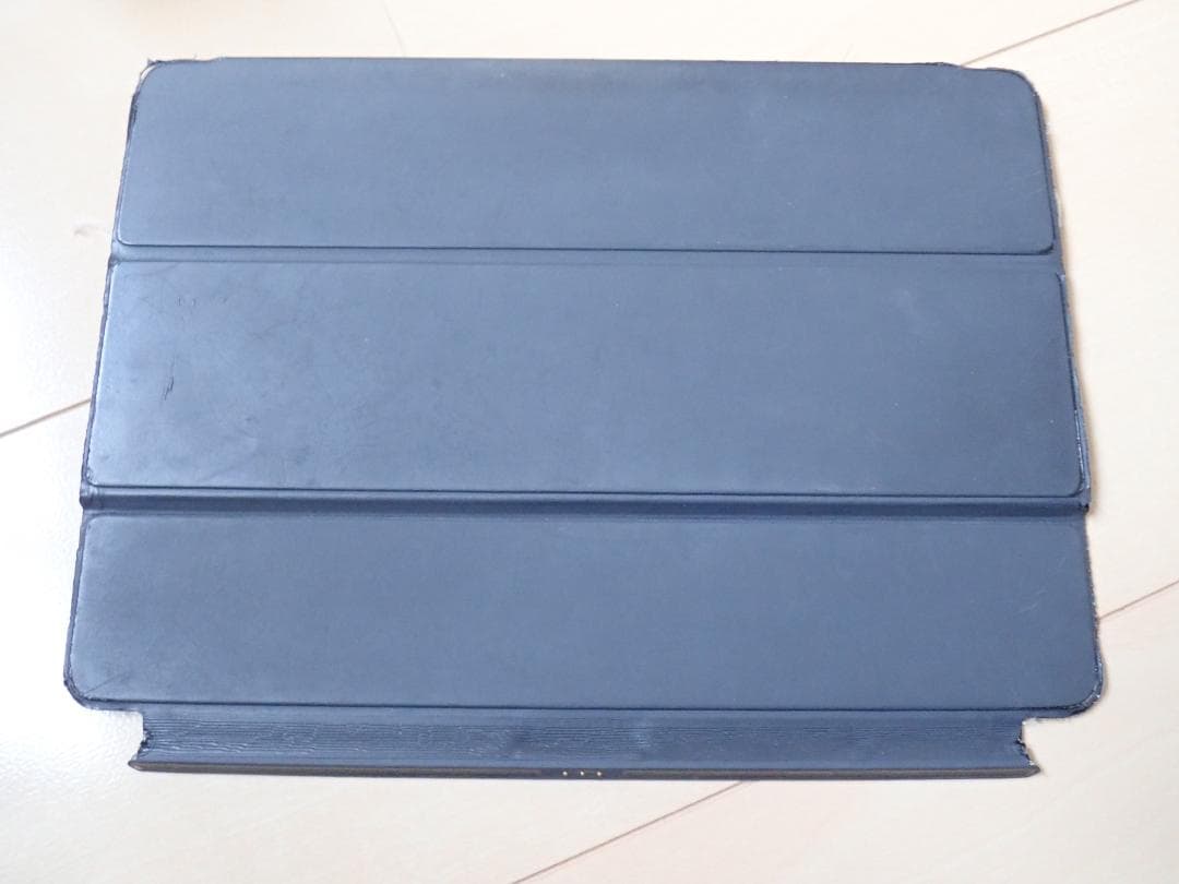 Apple　iPad スマートキーボード　箱付き　正規品　純正　4年使用