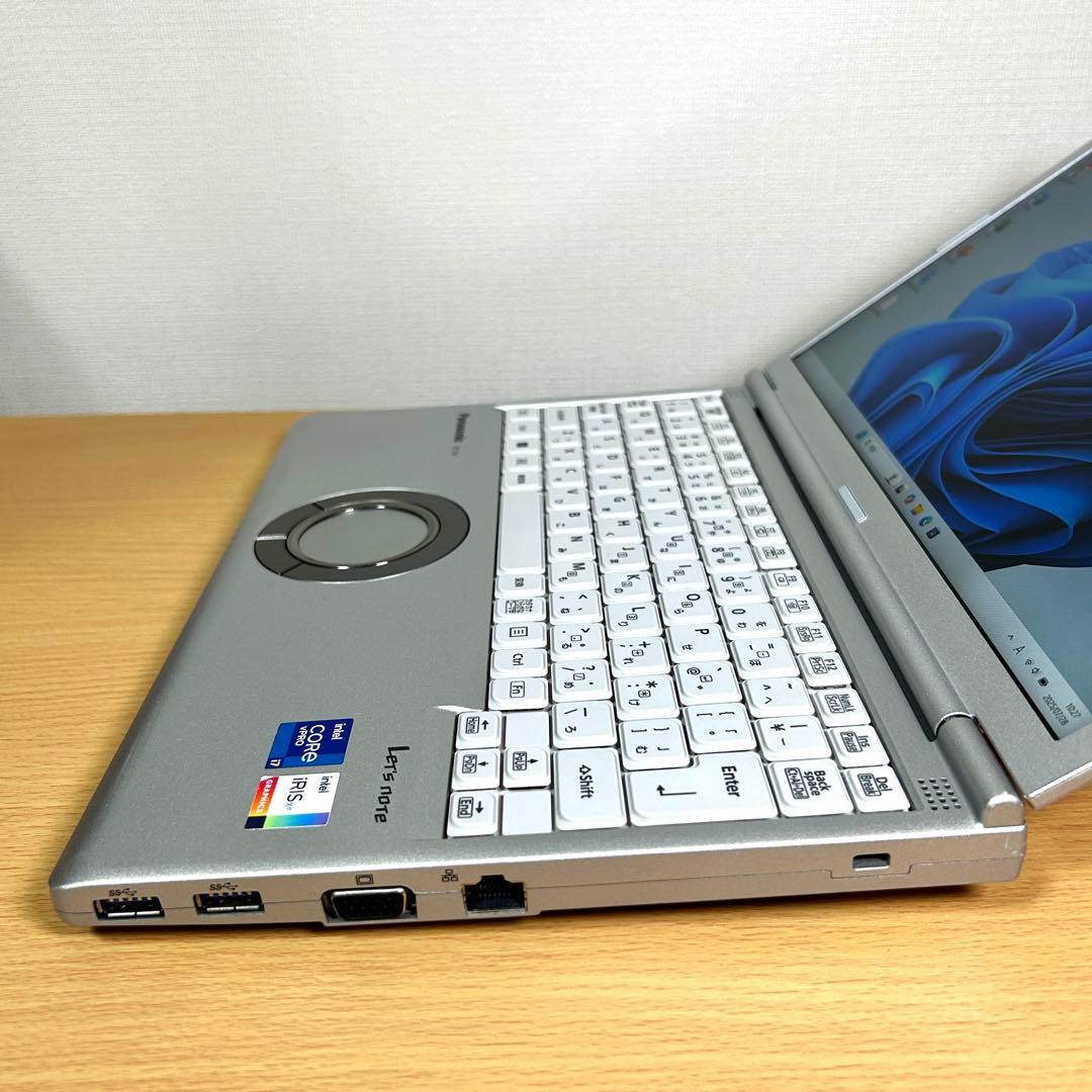 Windowsノート本体 Panasonic Let's note SV1 i7 512GB 16GB
