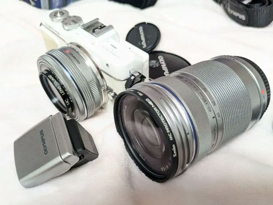 OLYMPUS PEN Lite E-PL7 ミラーレス一眼 ホワイト