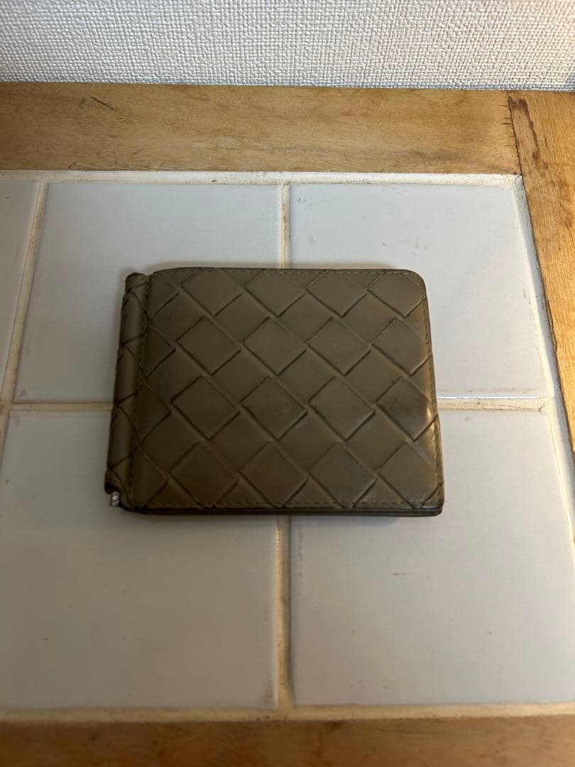 【値下げしました！】ボッテガヴェネタ　イントレチャート　マネークリップ　ベージュ