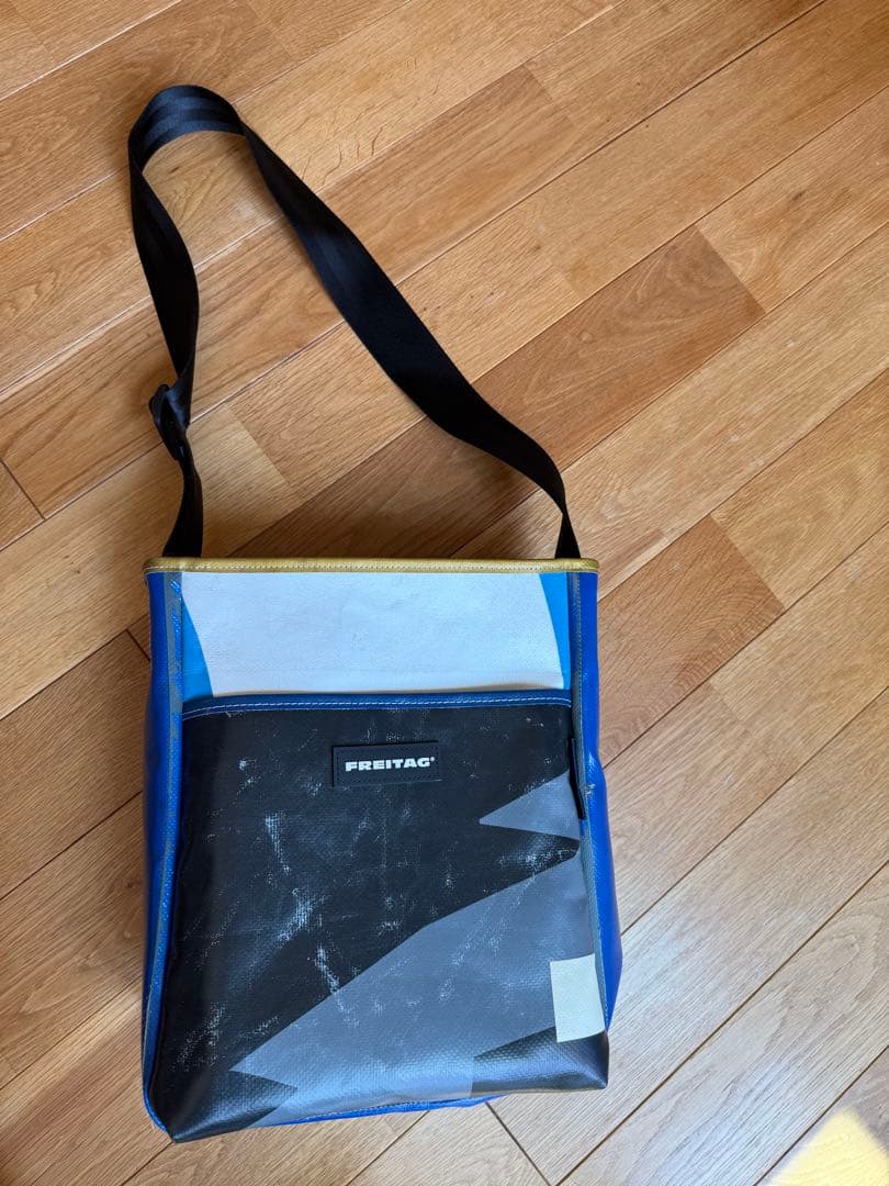 コムデギャルソン×フライターグ　ショルダーバッグ