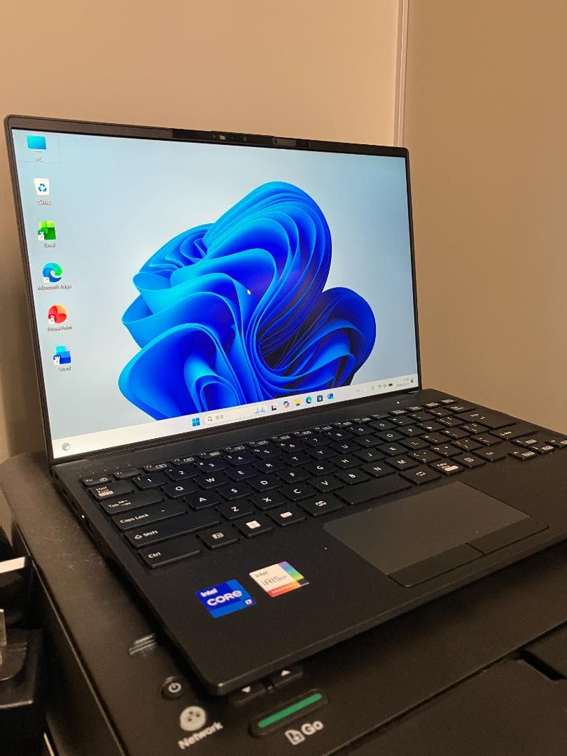 富士通 LIFEBOOK Core i7 13世代 超軽量 14インチ