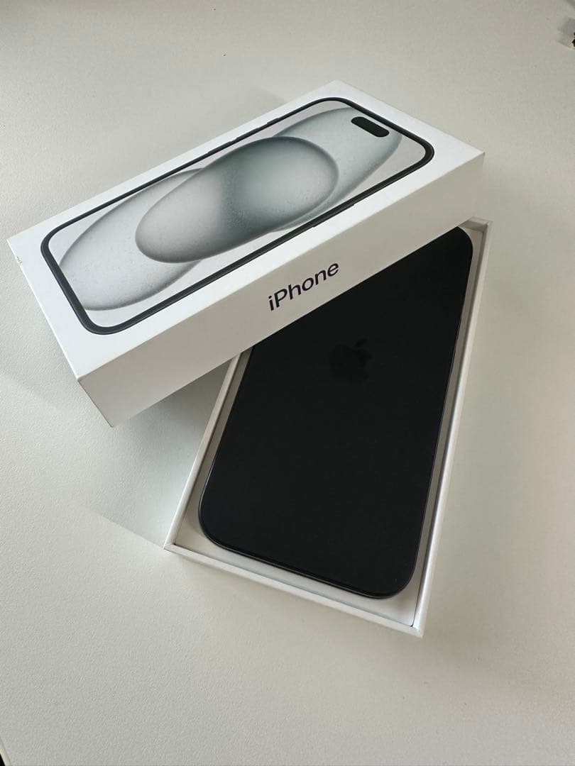 【Sランク品】Apple国内版 【SIMフリー】 iPhone 15 128GB