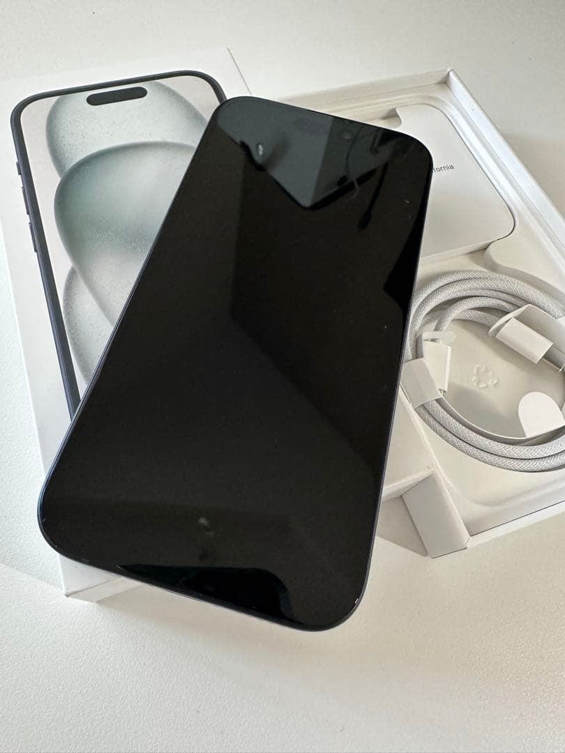 【Sランク品】Apple国内版 【SIMフリー】 iPhone 15 128GB