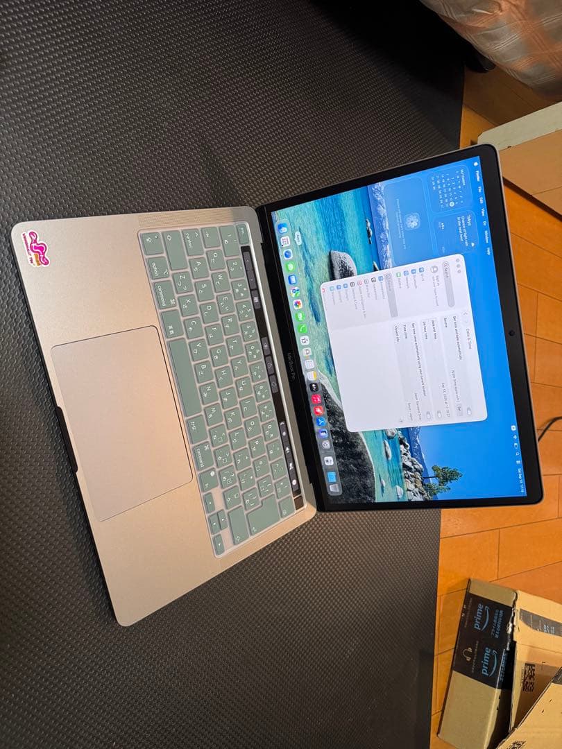 Macbook Pro M1 2020 8GB/256GB (アクセサリー付き)