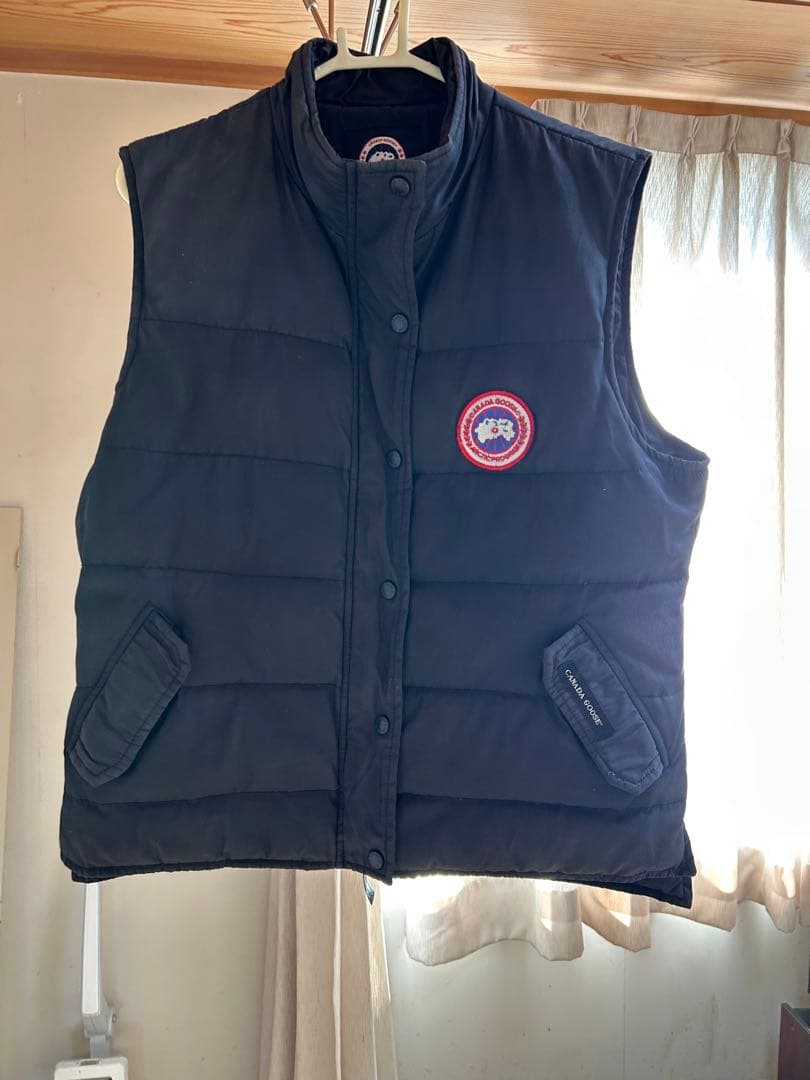 カナダグース ブラック ダウンベスト