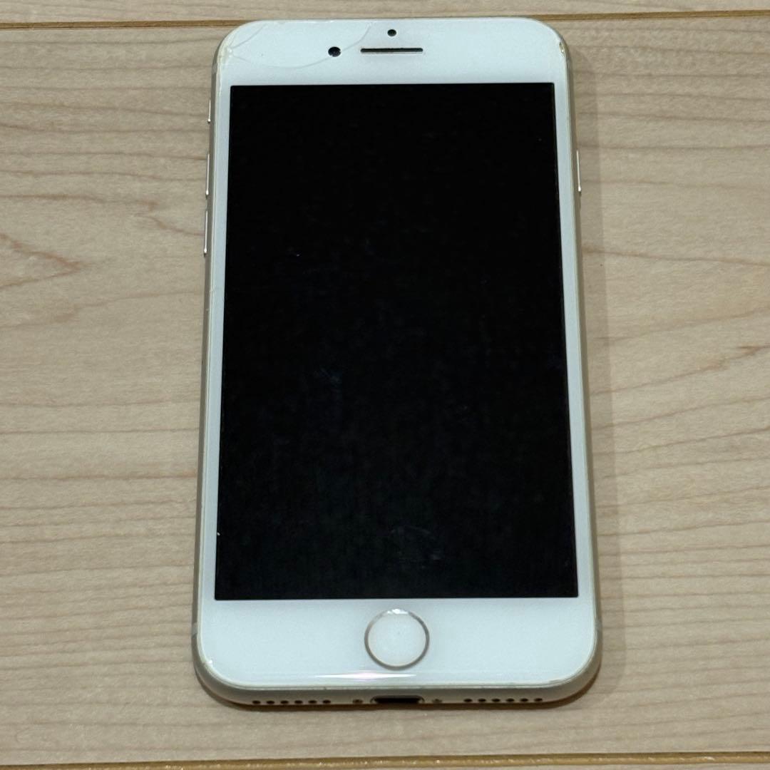 【SIMフリー化済】Apple iPhone 8 256GB シルバー 本体