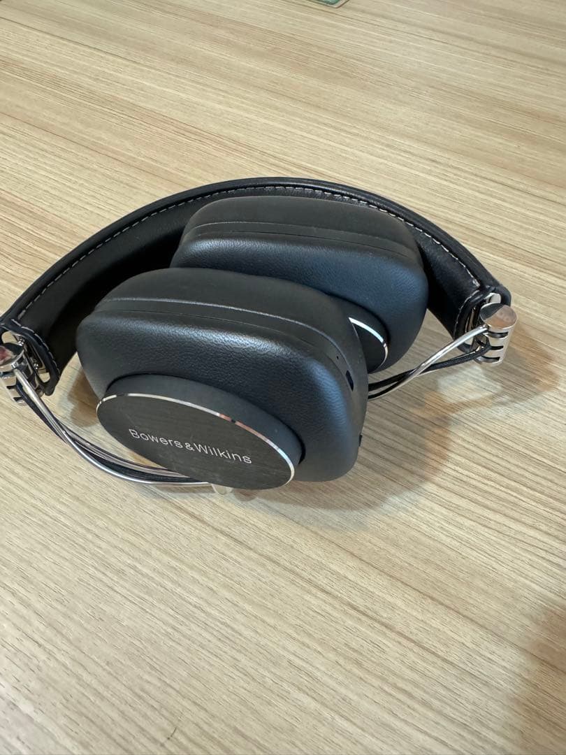 【新品】Bowers & Wilkins P7 wireless