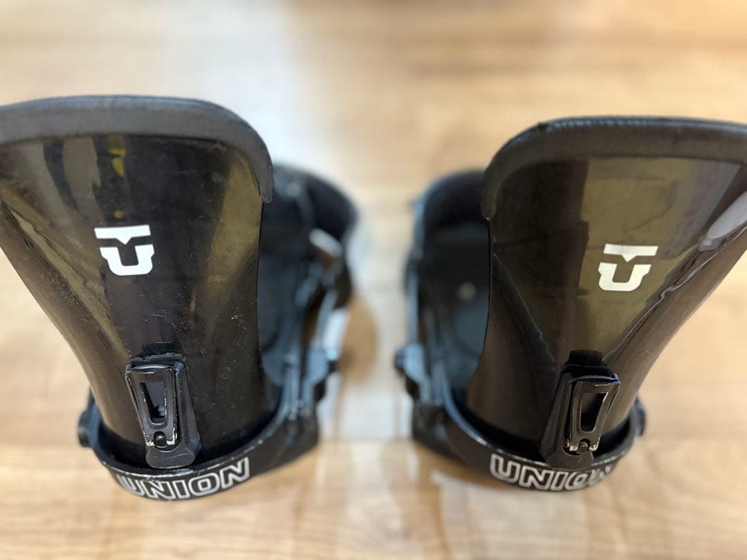 UNION ULTRA LTD モデル　黒　Mサイズ バインディング