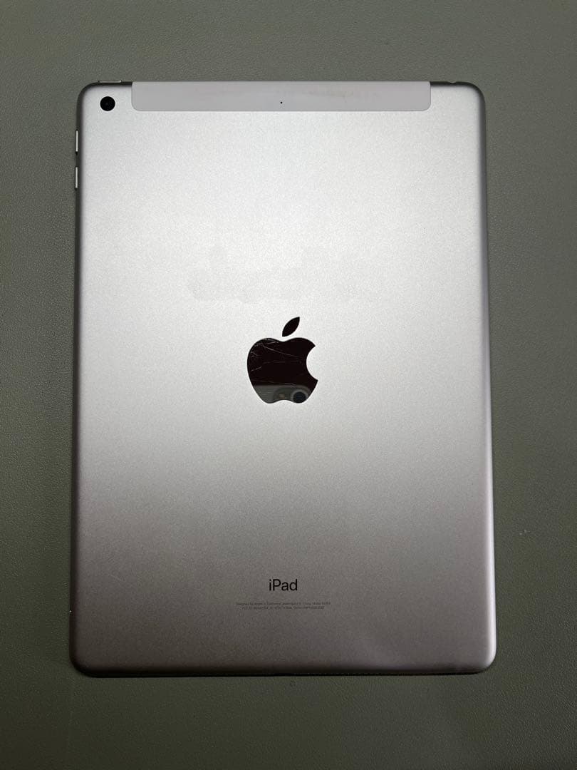 iPad第6世代 シルバー MR6P2J/A　A1954 32GB