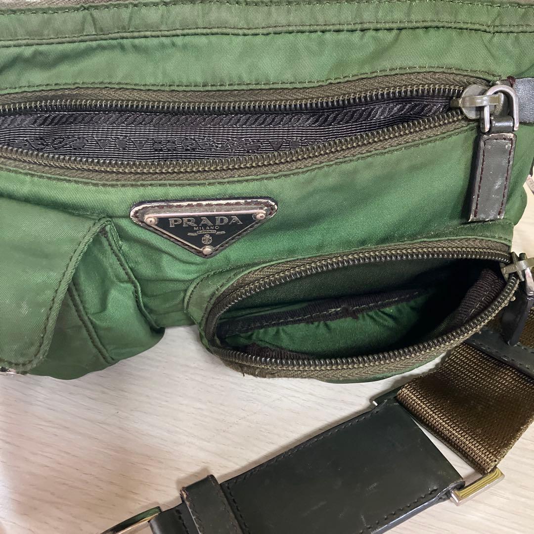 PRADA グリーン ウエストポーチ