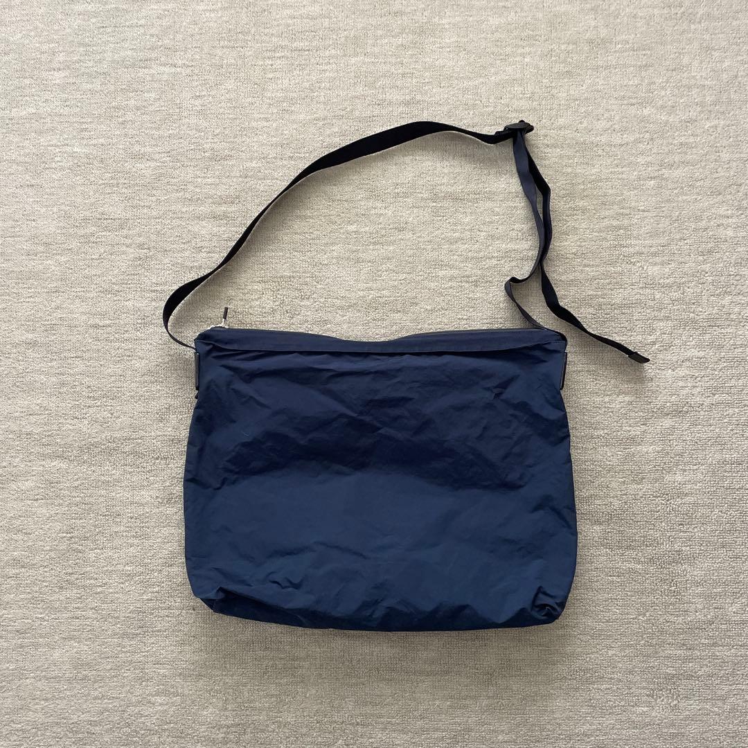 エンダースキーマ　 ネイビー メッセンジャーバッグ