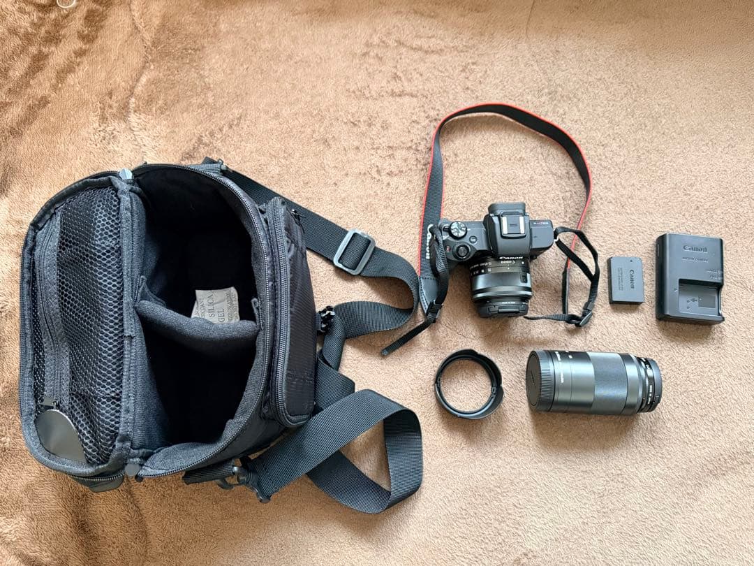 Canon EOS Kiss M ダブルズームキット