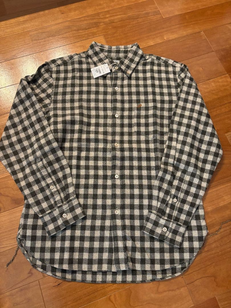 日曜日限定値下！定価１８０００円フェローズ長袖シャツ