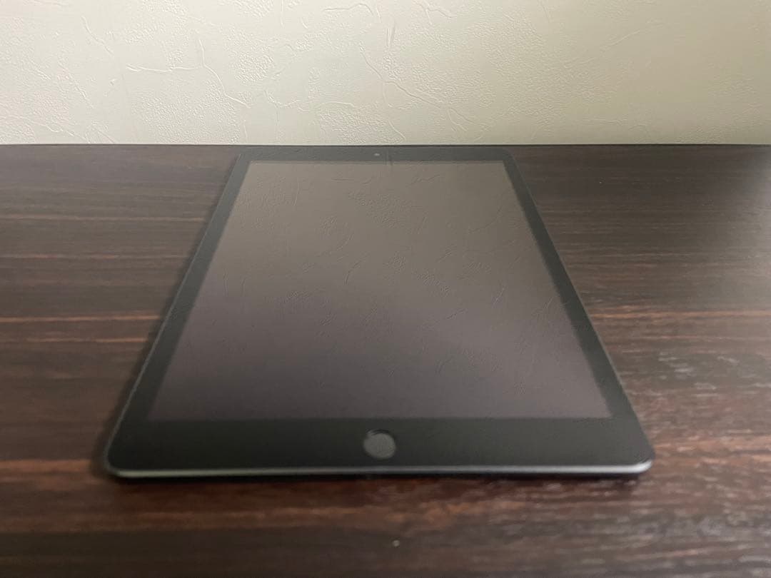 【送料無料】　中古　iPad 第9世代 wifi 256GB スペースグレイ